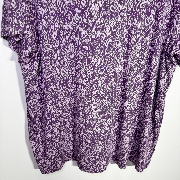 Modern-Fit Vneck Tee Purple Graphic Print Size 2x NWT Brand New - Picture 7 of 12
